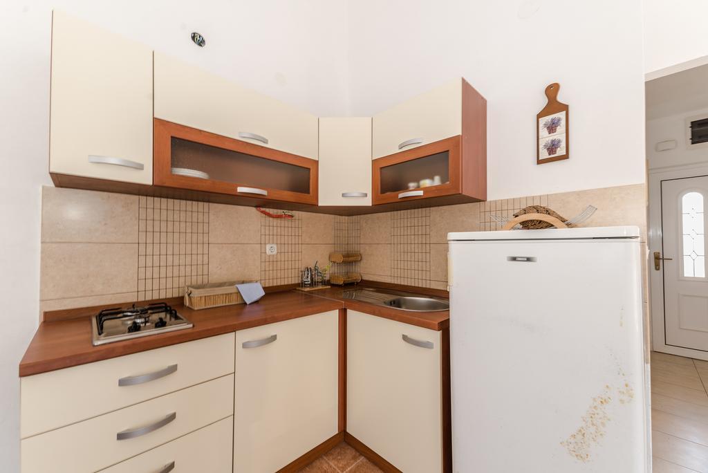 Paula Apartments วีร์ ภายนอก รูปภาพ
