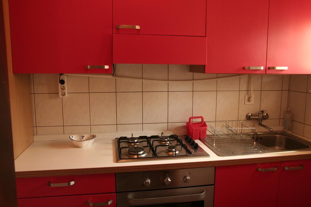 Paula Apartments วีร์ ภายนอก รูปภาพ